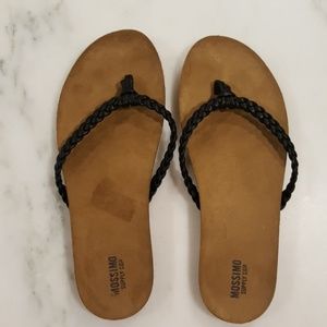 NWOT Mossimo braided black leather flip flops